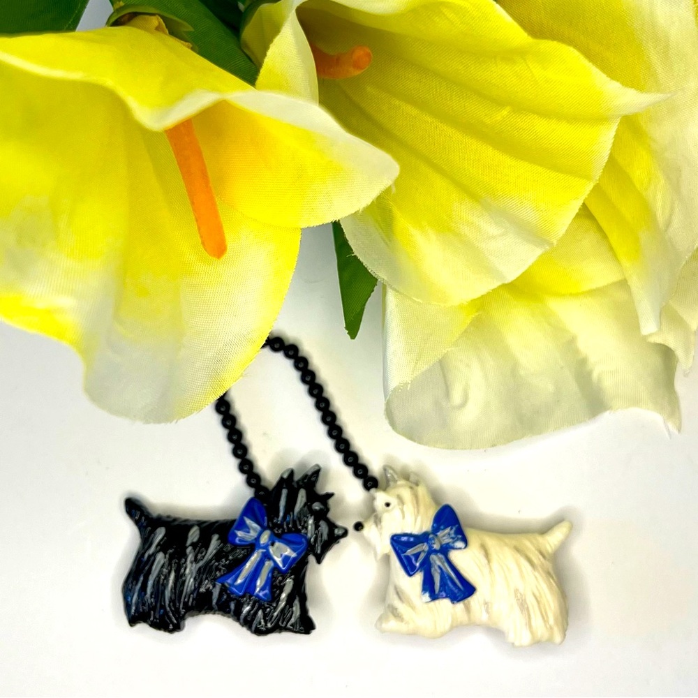 Vintage 2 Black and White Plastic Scottie dogs Brooch attached with Black Beads